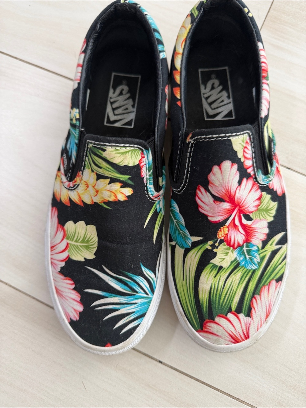 Vans women’s ' Black Floral Slip-On Shoes